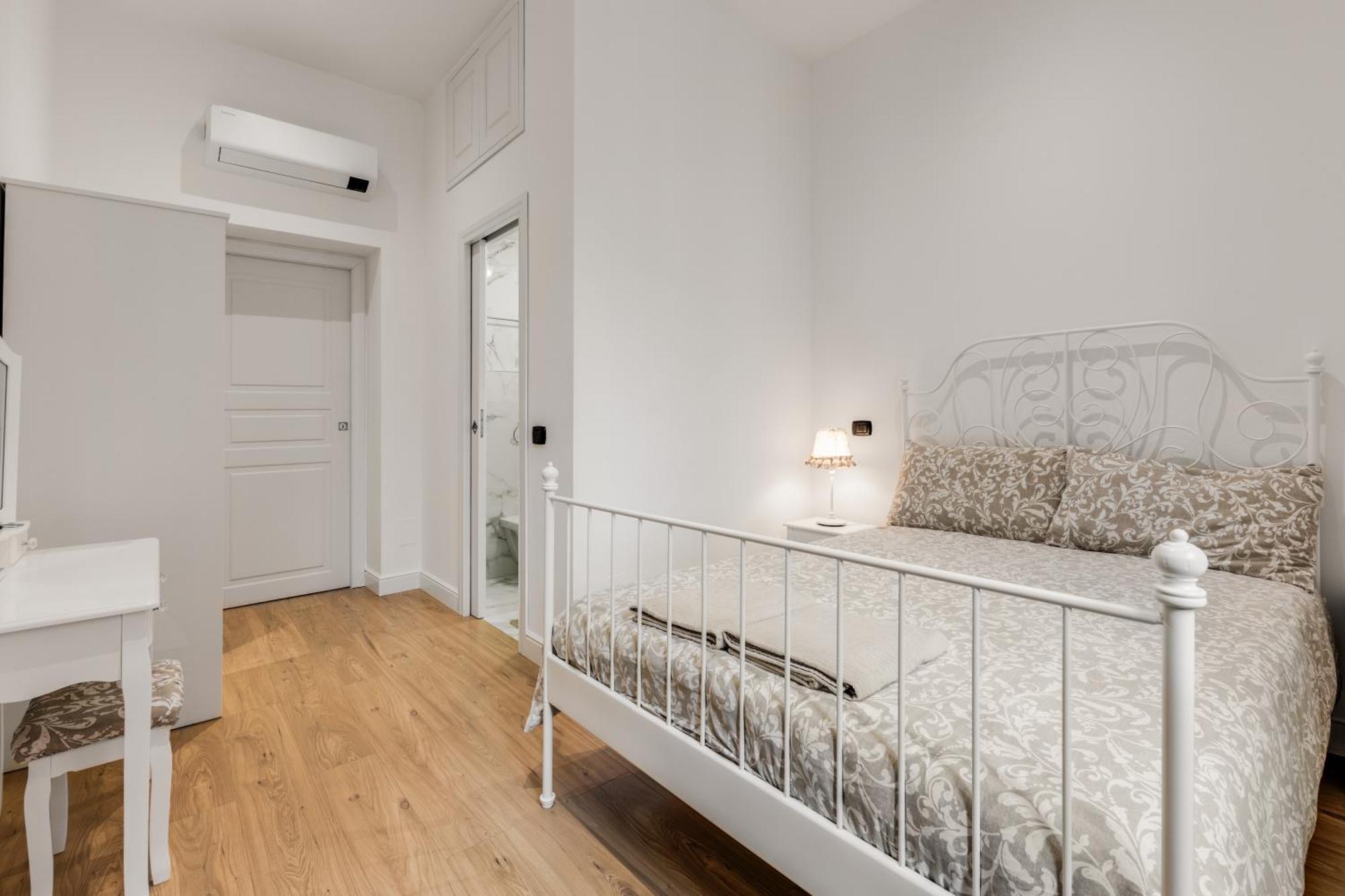 Dolce Rooms Милано Екстериор снимка