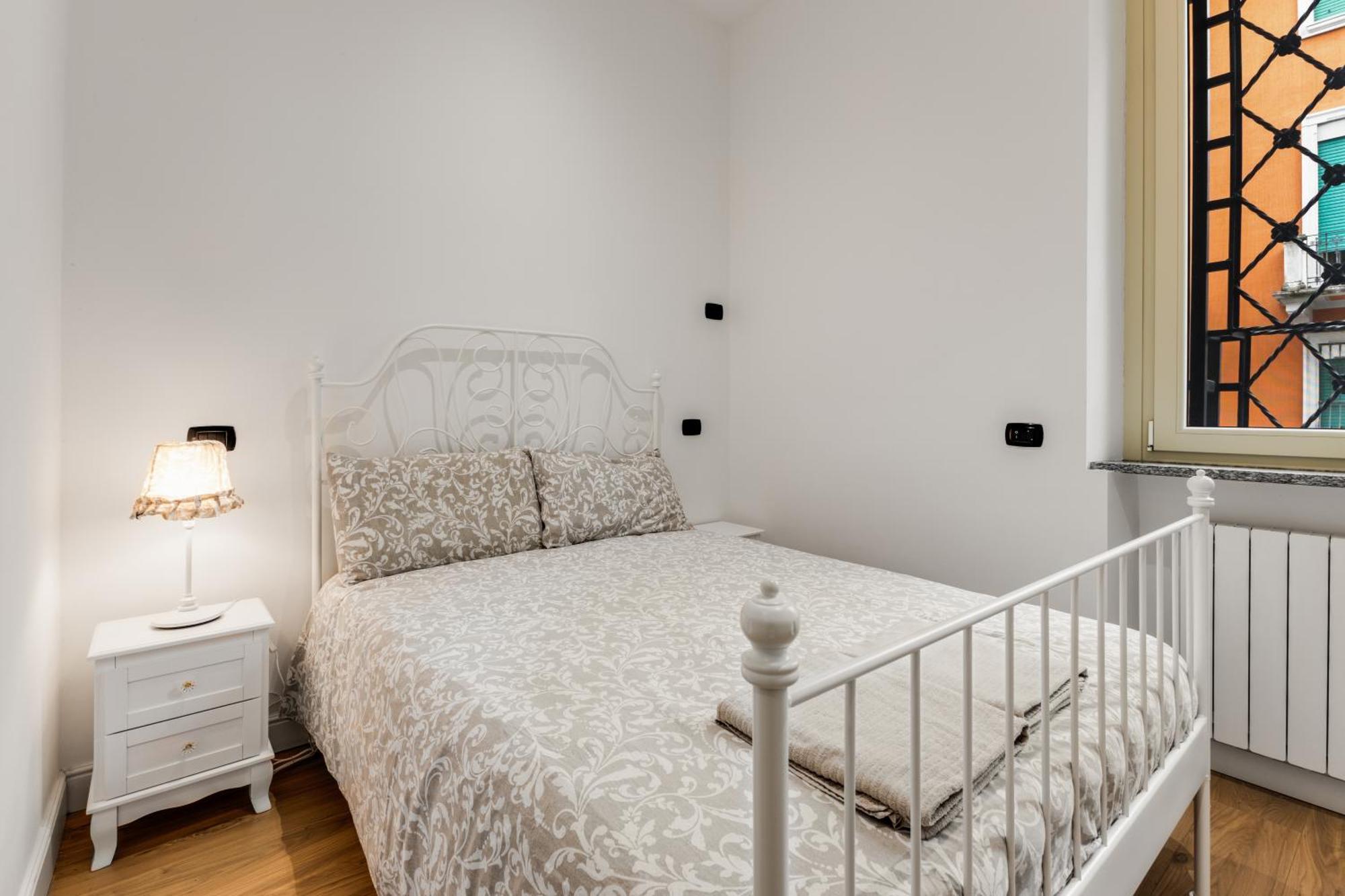 Dolce Rooms Милано Екстериор снимка