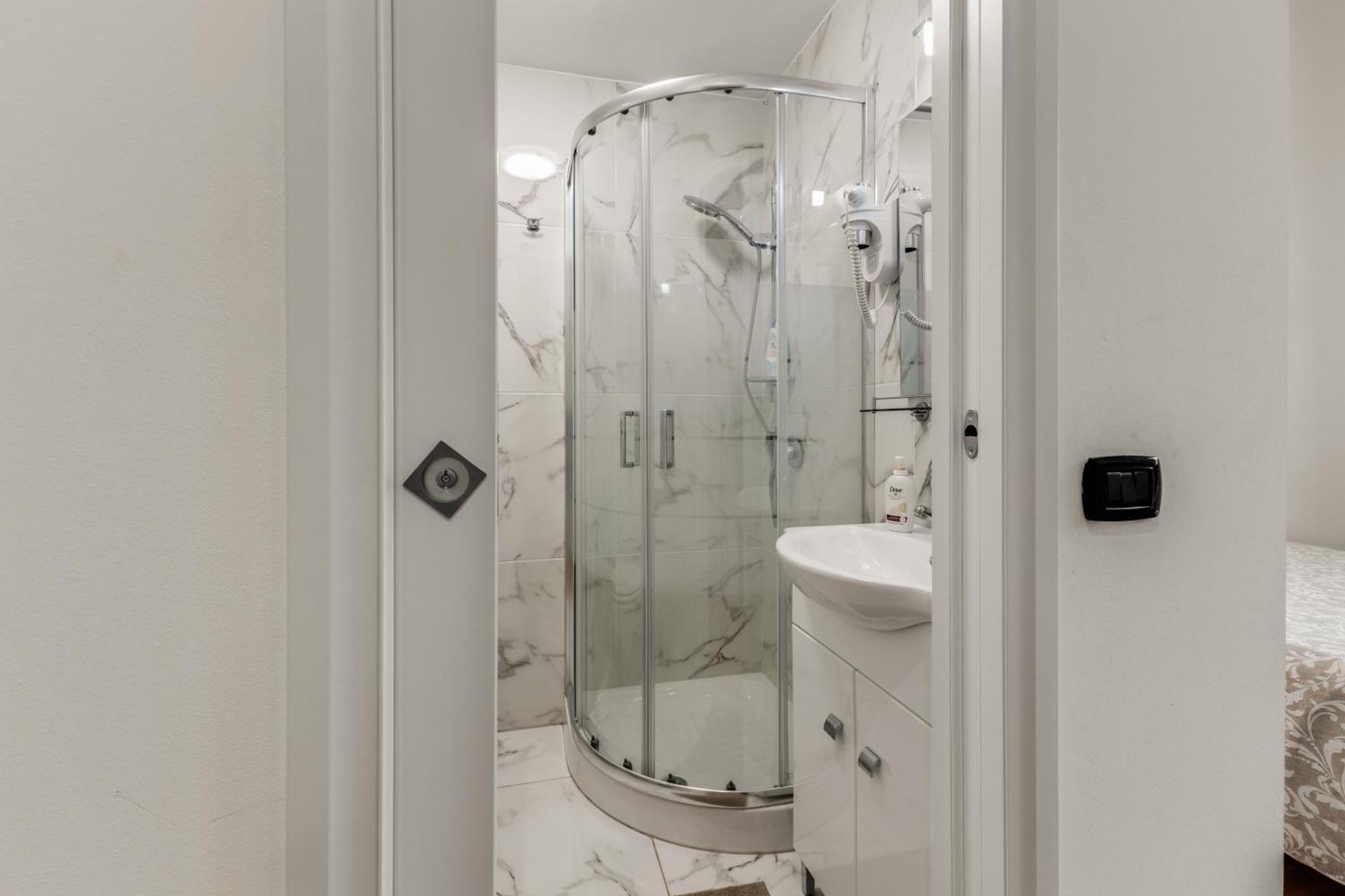 Dolce Rooms Милано Екстериор снимка