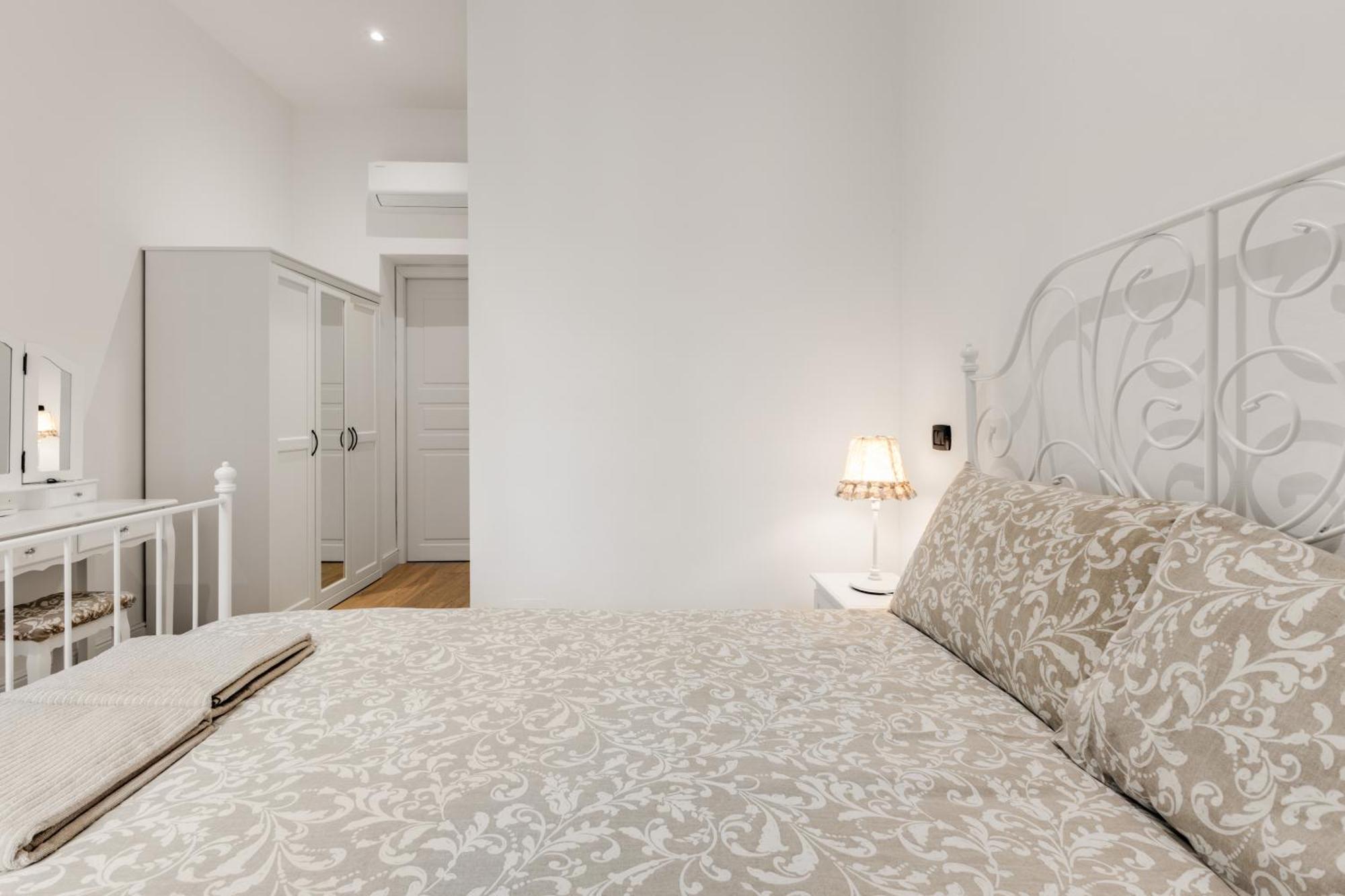 Dolce Rooms Милано Екстериор снимка