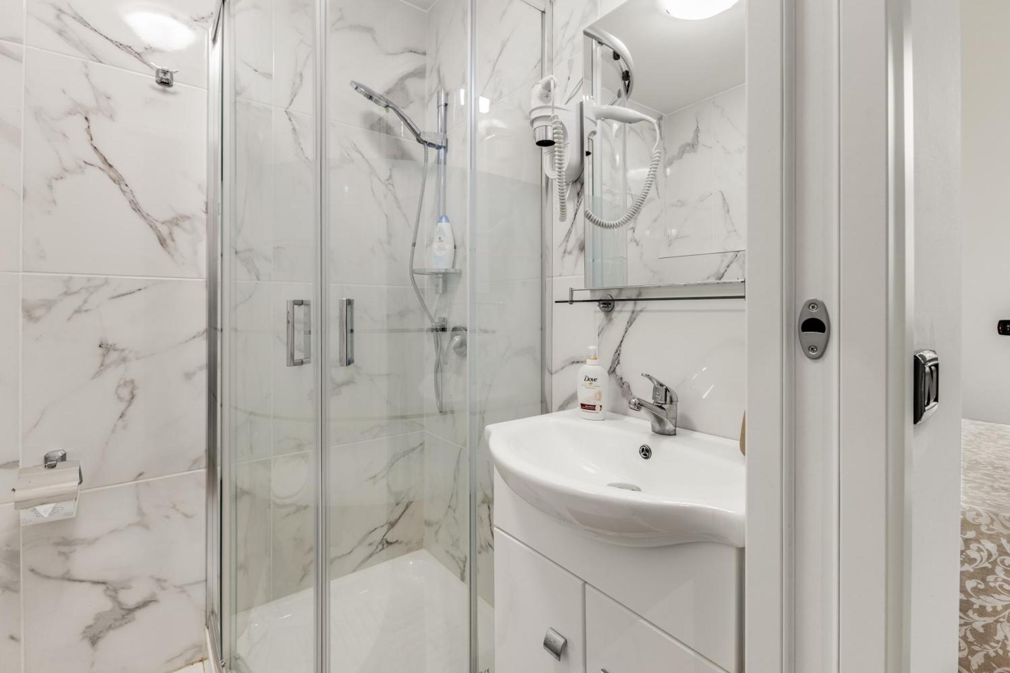 Dolce Rooms Милано Екстериор снимка
